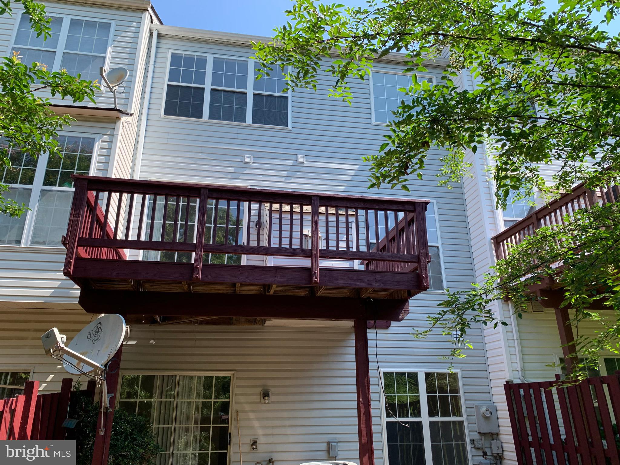 CASCADES - Residential Lease