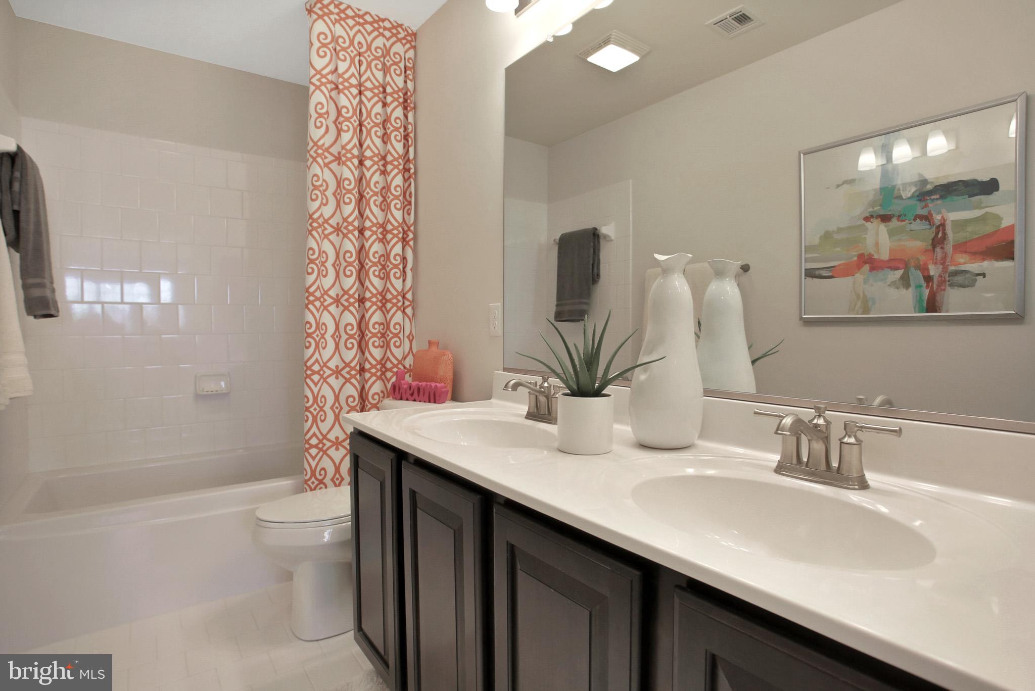 PHEASANT RUN - Residential