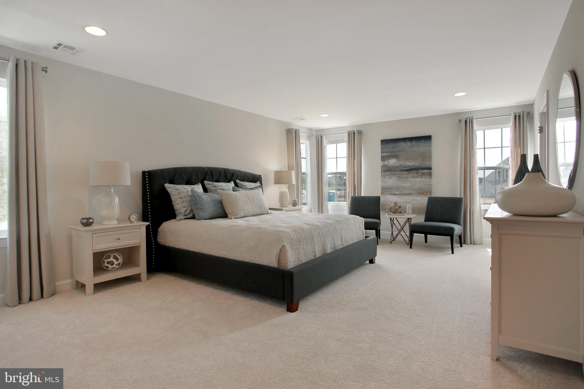 PHEASANT RUN - Residential