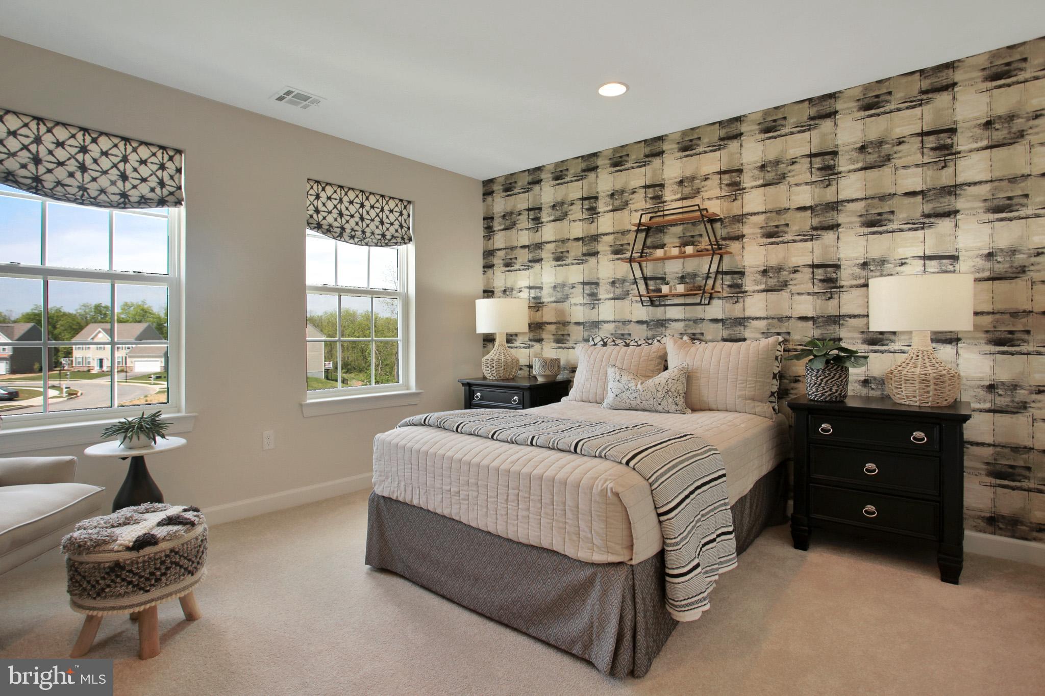 PHEASANT RUN - Residential