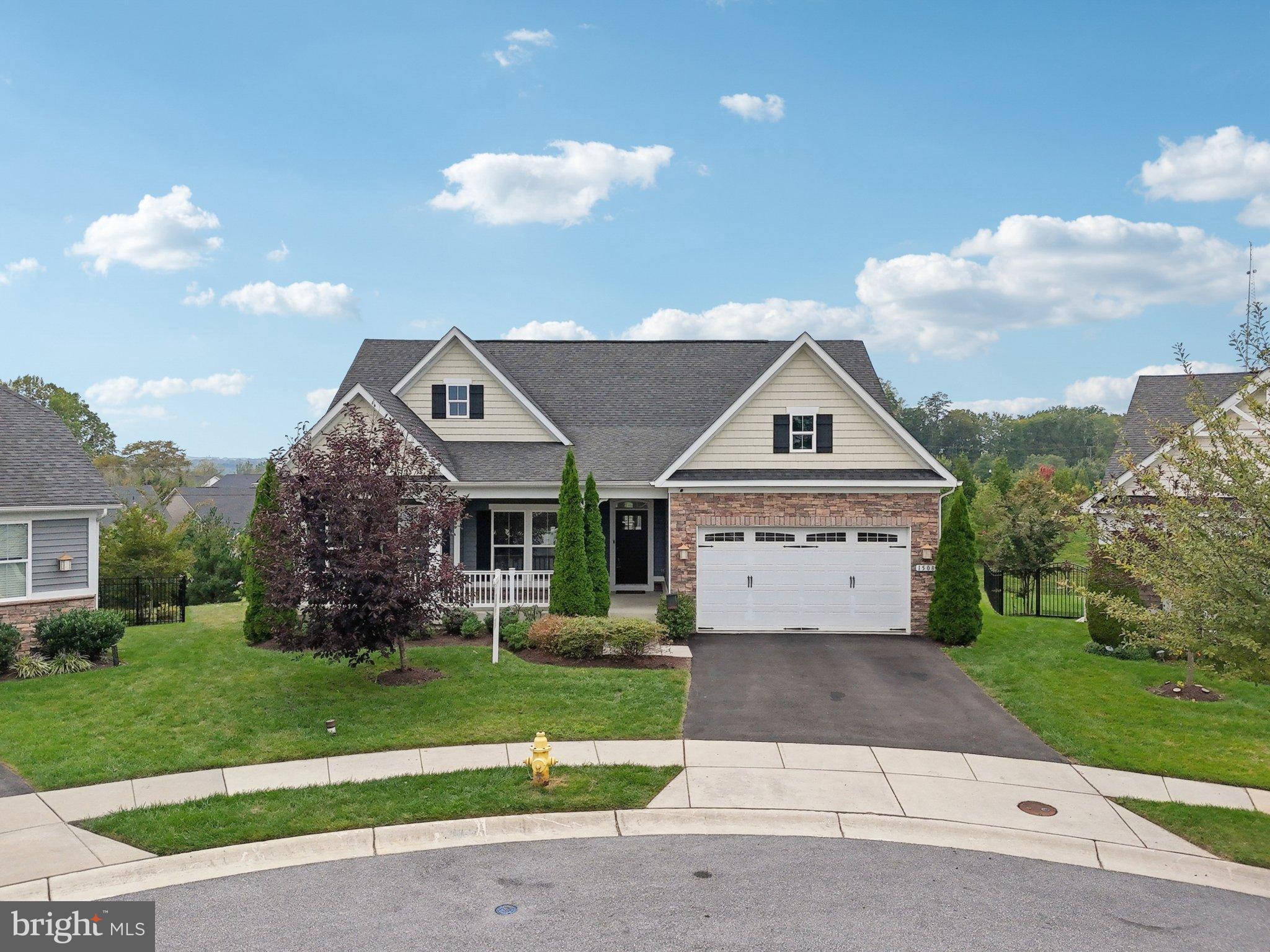 TWO RIVERS - Residential