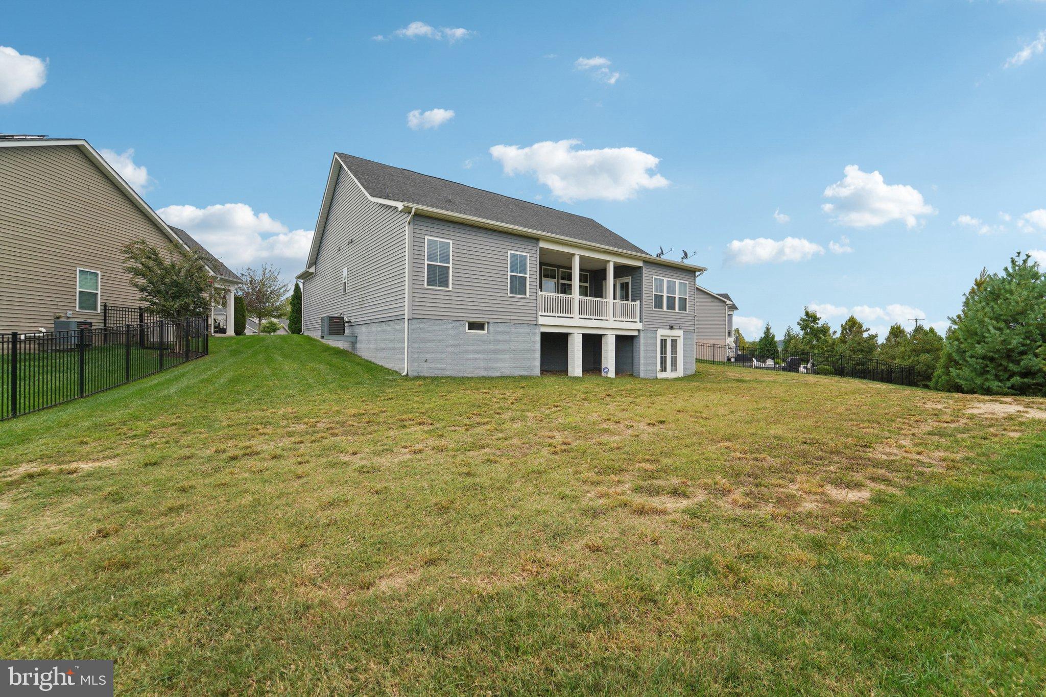 TWO RIVERS - Residential