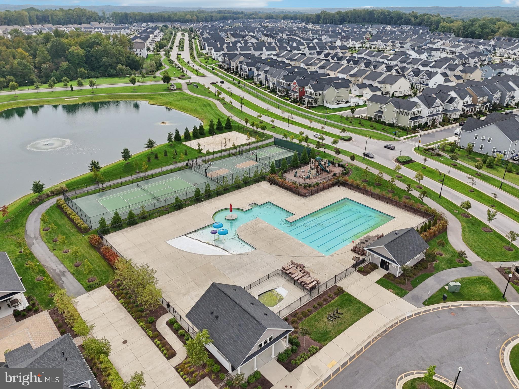 TWO RIVERS - Residential