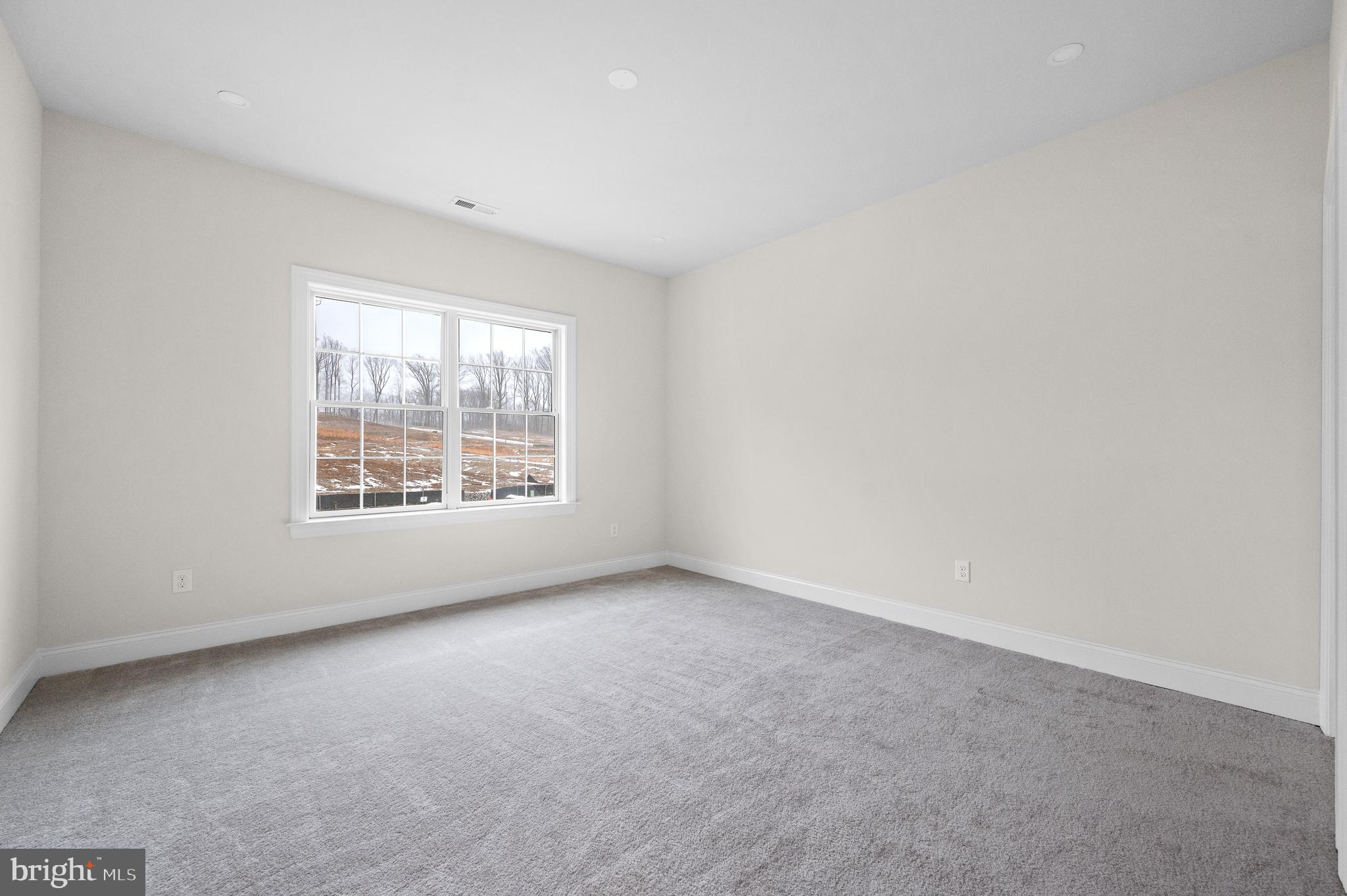 VILLAGE OF FOUR SEASONS - Residential