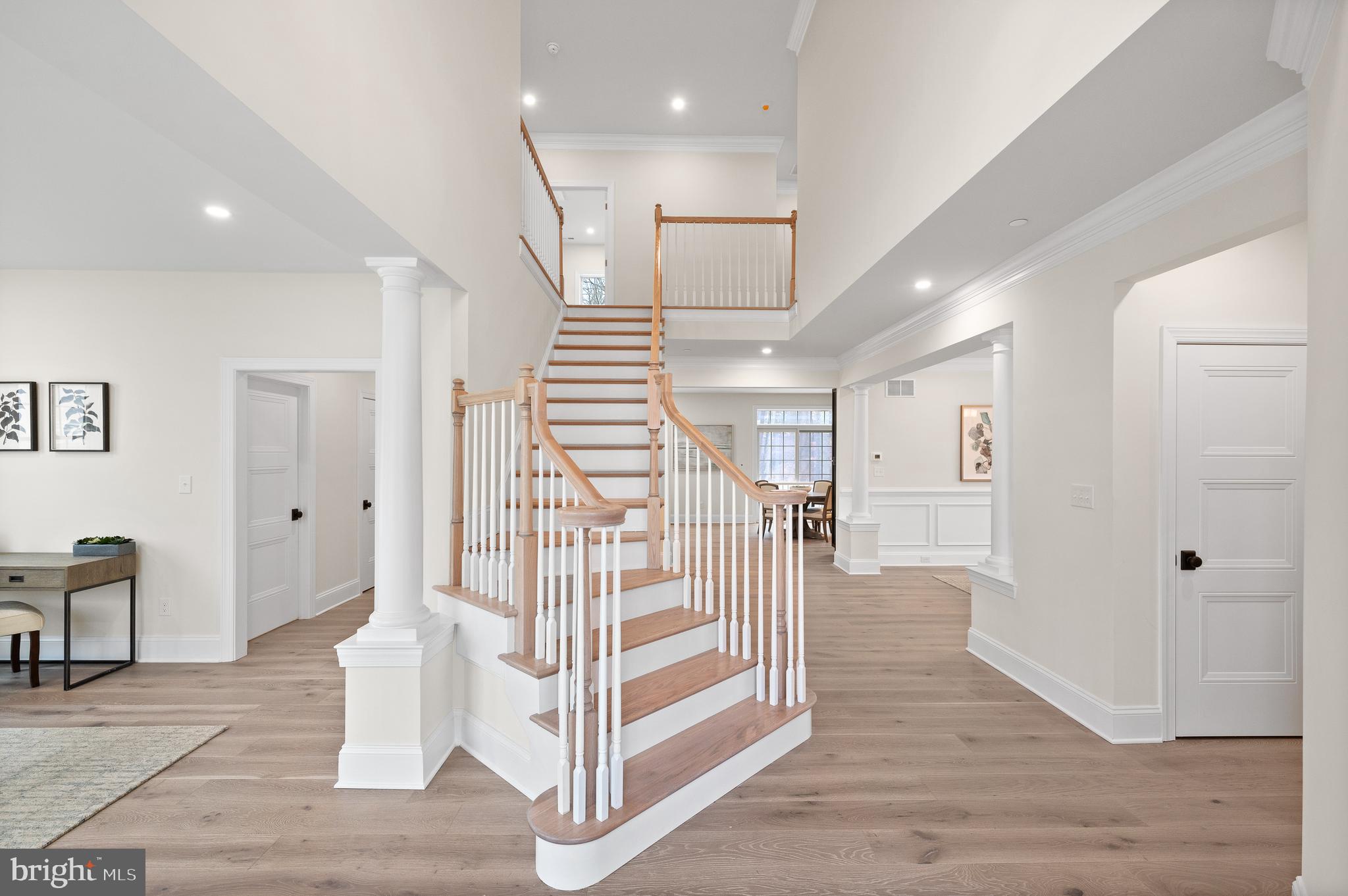 VILLAGE OF FOUR SEASONS - Residential