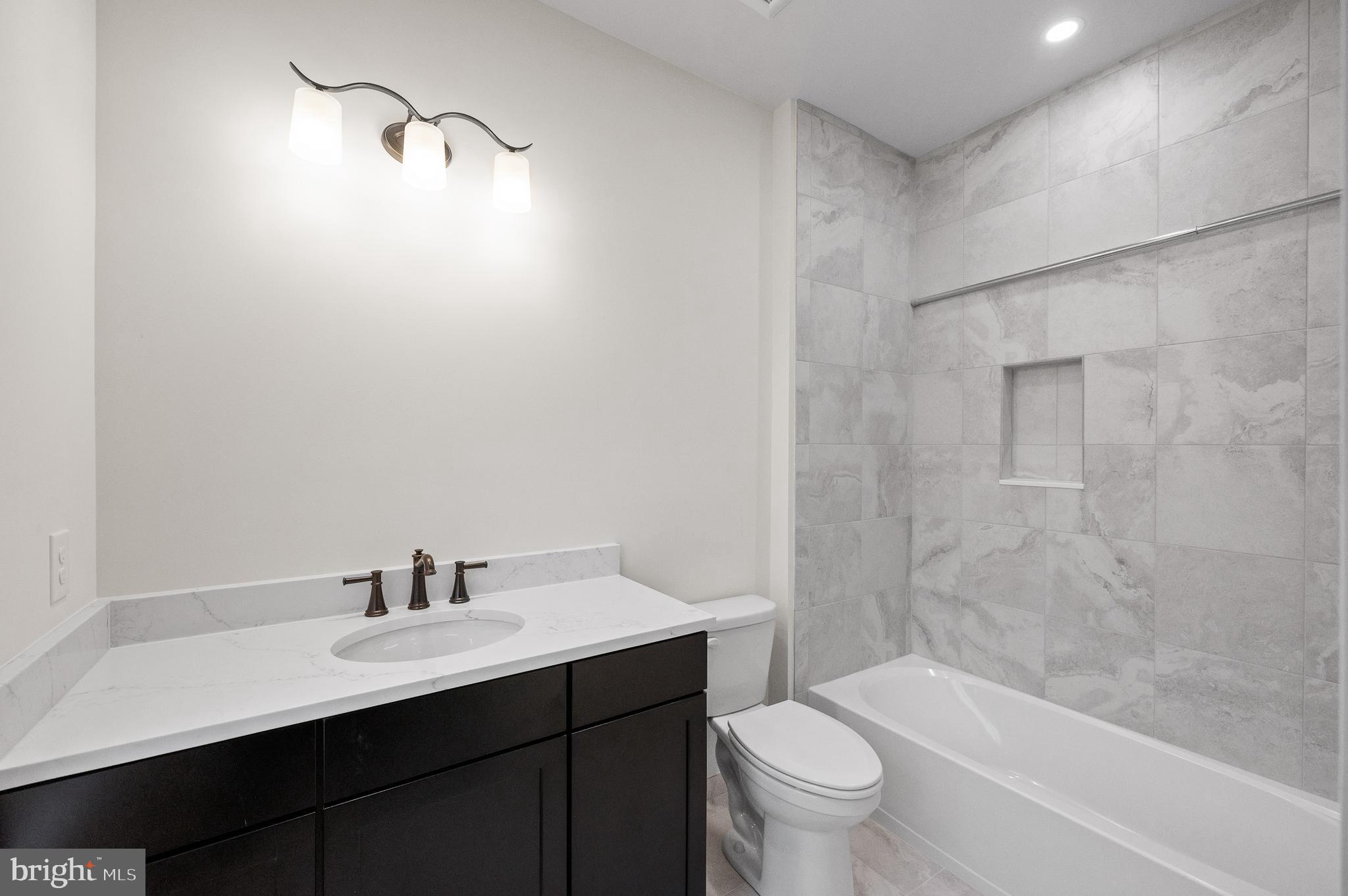 VILLAGE OF FOUR SEASONS - Residential