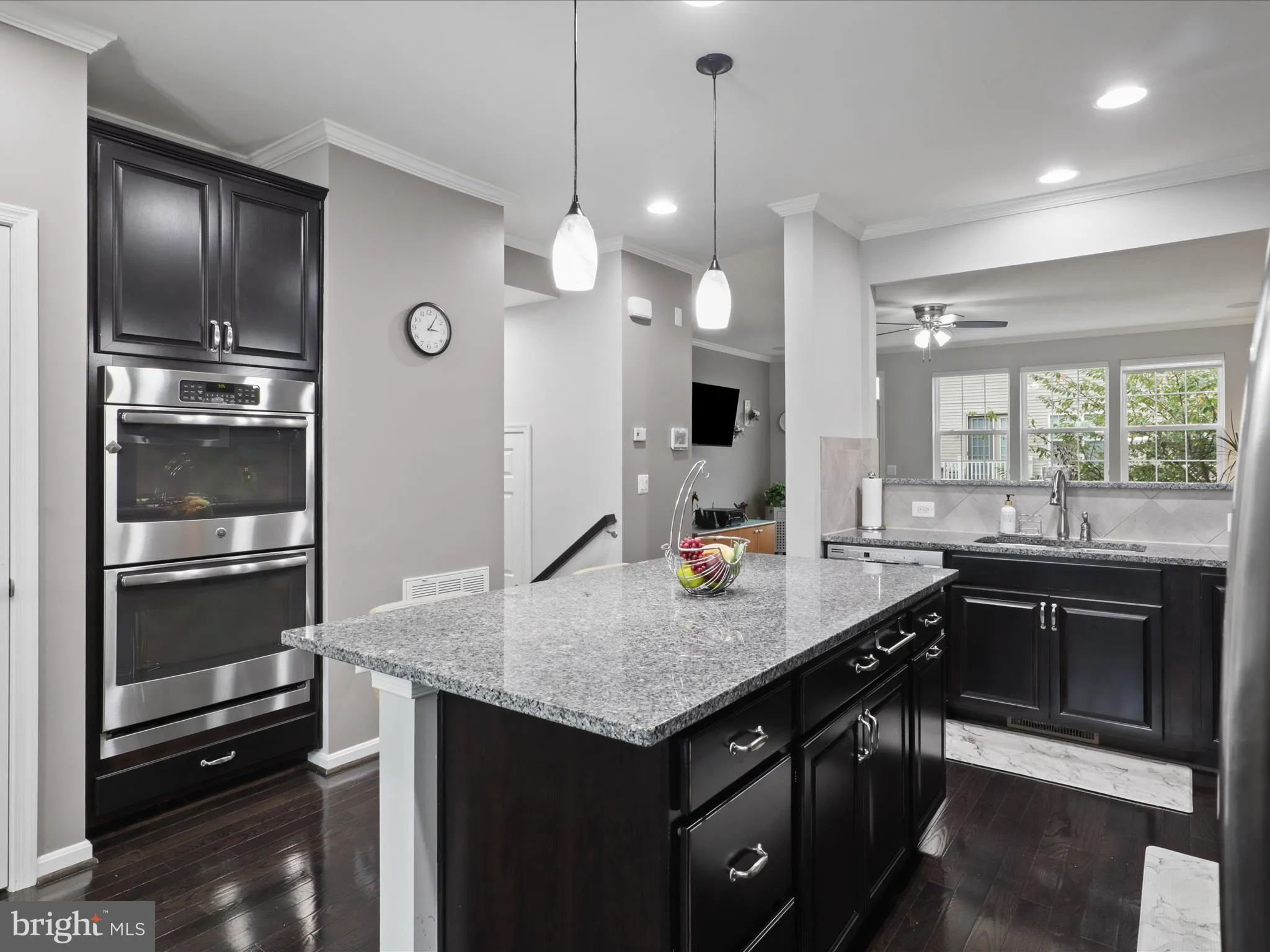 Gainesville, Virginia 20155, United States, 3 Bedrooms Bedrooms, ,4 BathroomsBathrooms,Residential,Active,217199