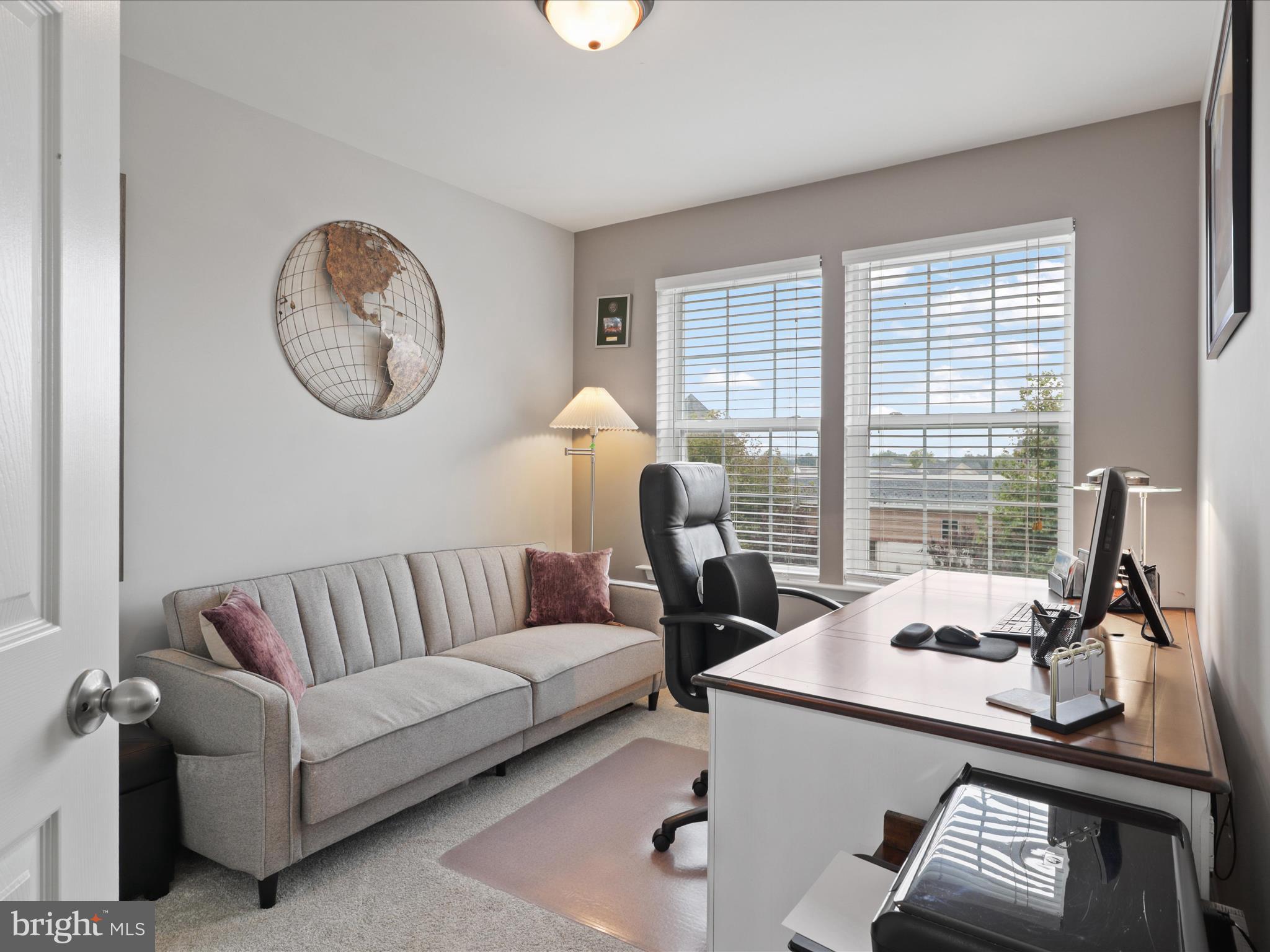 MADISON CRESCENT - Residential