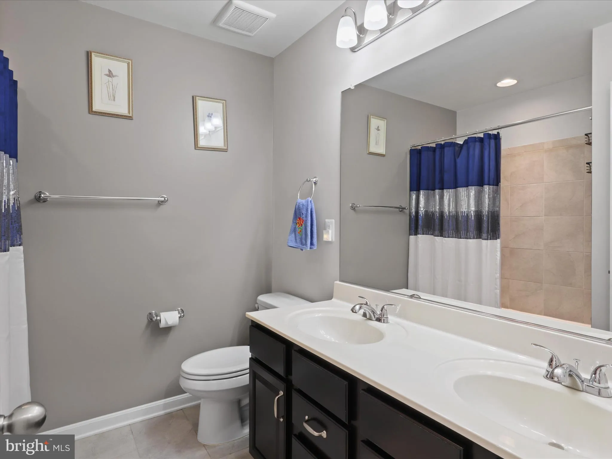 Gainesville, Virginia 20155, United States, 3 Bedrooms Bedrooms, ,4 BathroomsBathrooms,Residential,Active,217199