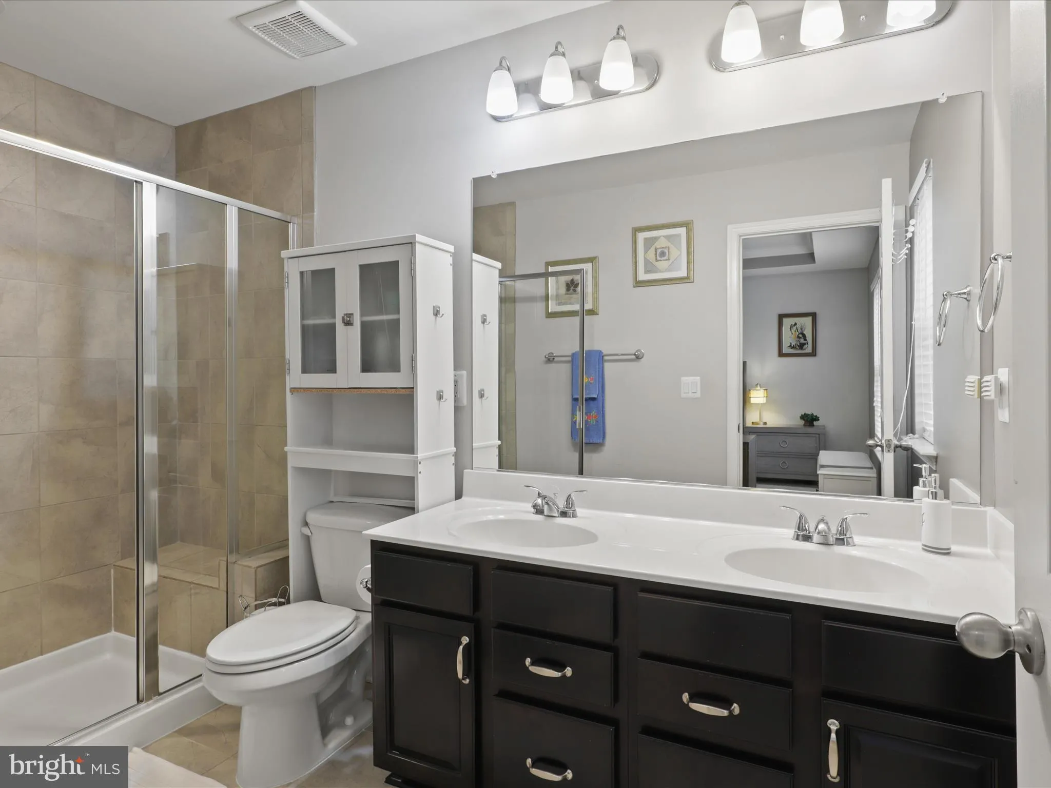 Gainesville, Virginia 20155, United States, 3 Bedrooms Bedrooms, ,4 BathroomsBathrooms,Residential,Active,217199