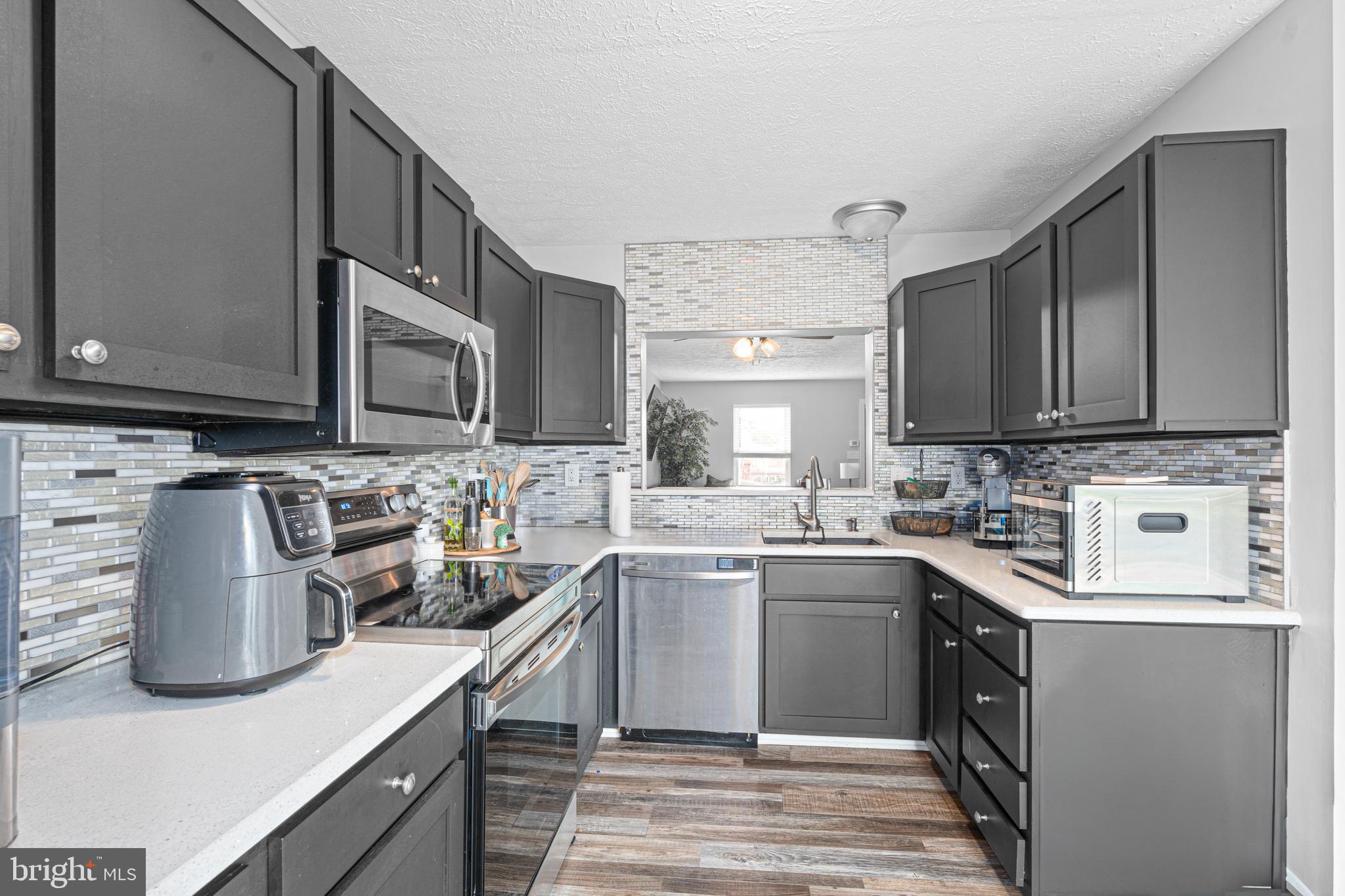 631 KITTENDALE ROAD