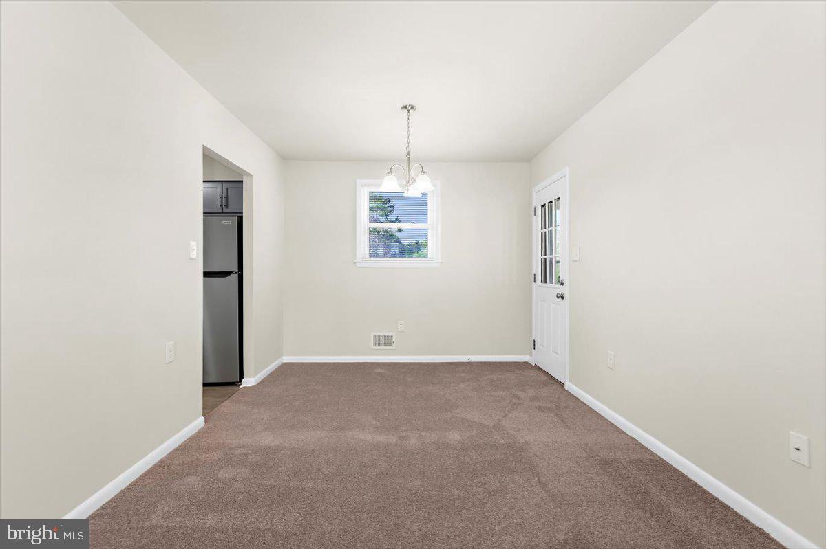 CRESTVIEW MANOR - Residential Lease