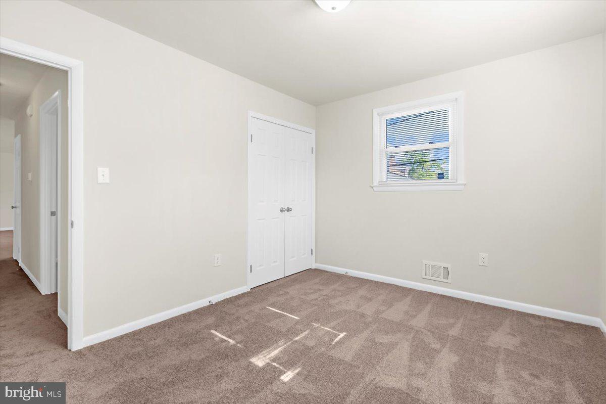 CRESTVIEW MANOR - Residential Lease