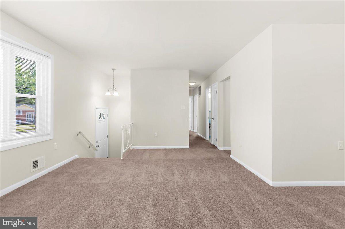 CRESTVIEW MANOR - Residential Lease