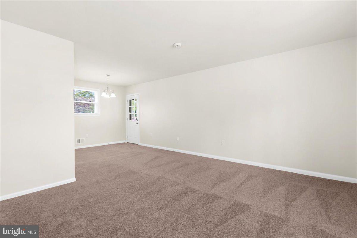 CRESTVIEW MANOR - Residential Lease