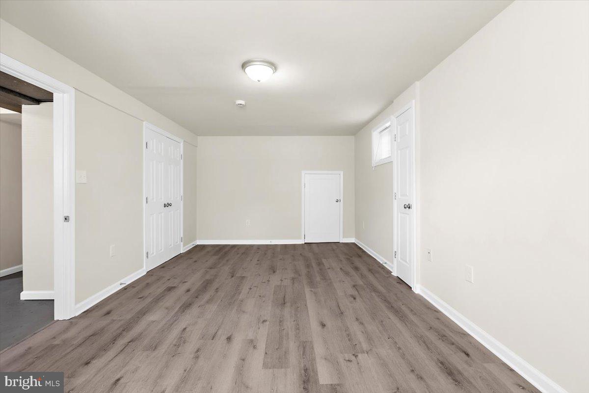 CRESTVIEW MANOR - Residential Lease