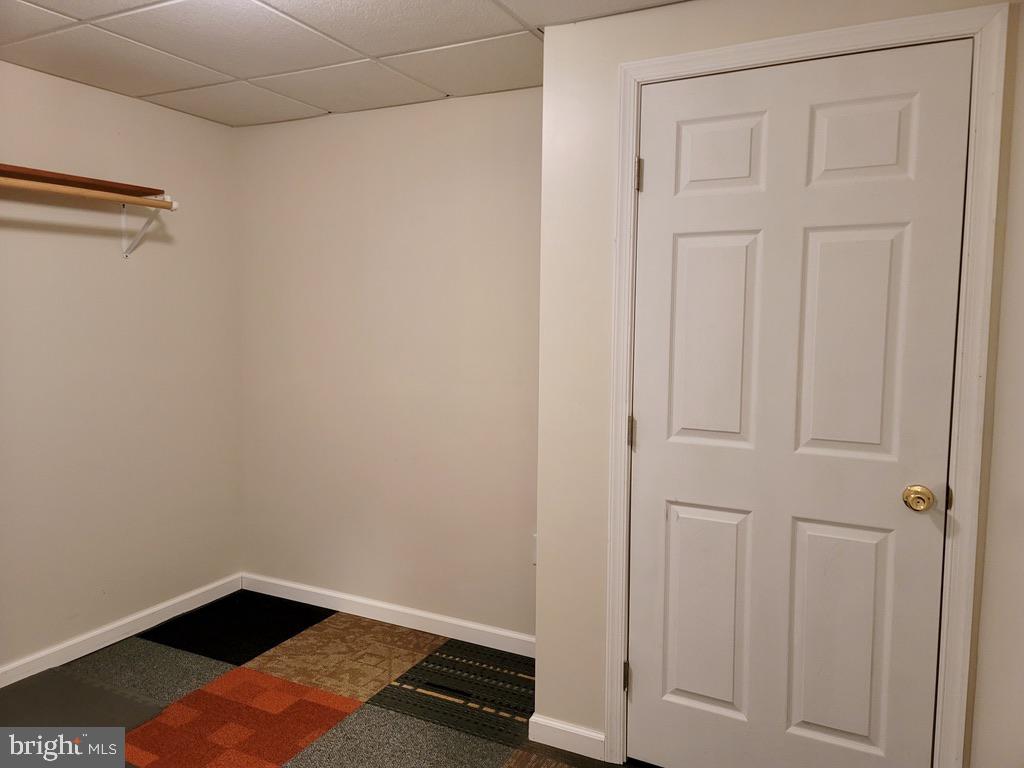 STONE RIVER - Residential Lease