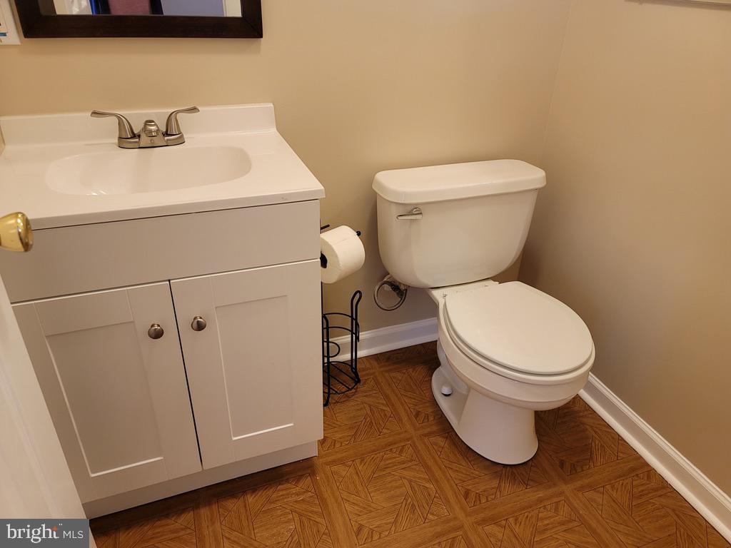 STONE RIVER - Residential Lease