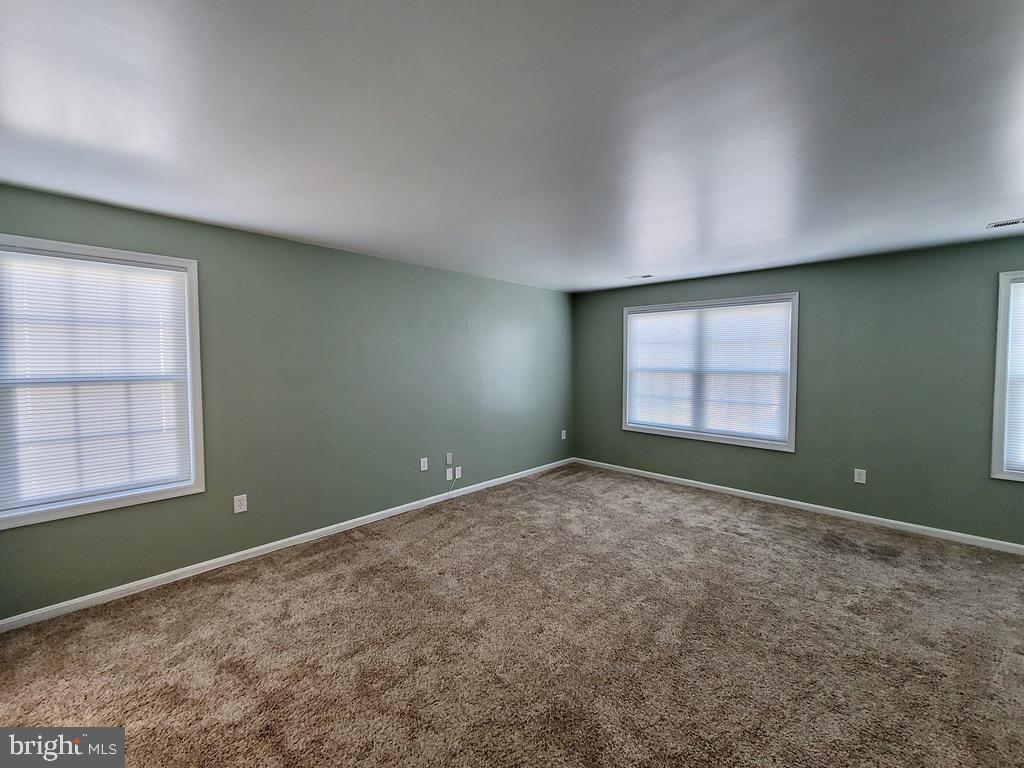 STONE RIVER - Residential Lease