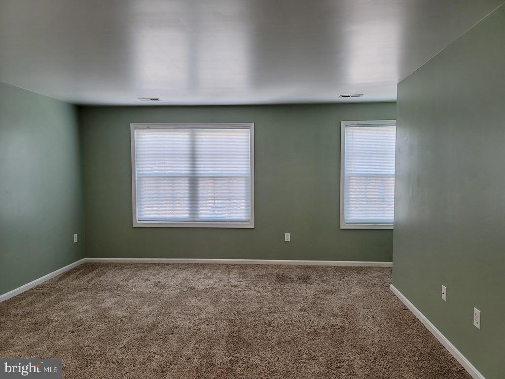 STONE RIVER - Residential Lease