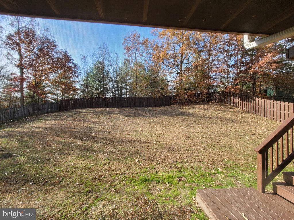 STONE RIVER - Residential Lease