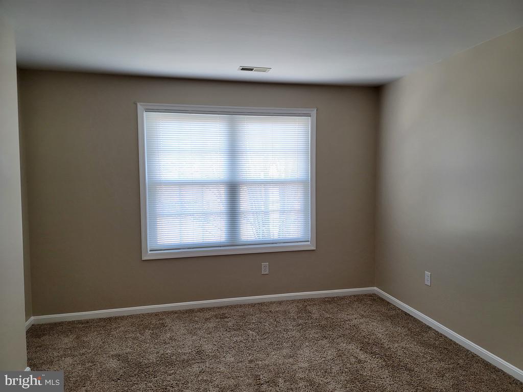 STONE RIVER - Residential Lease