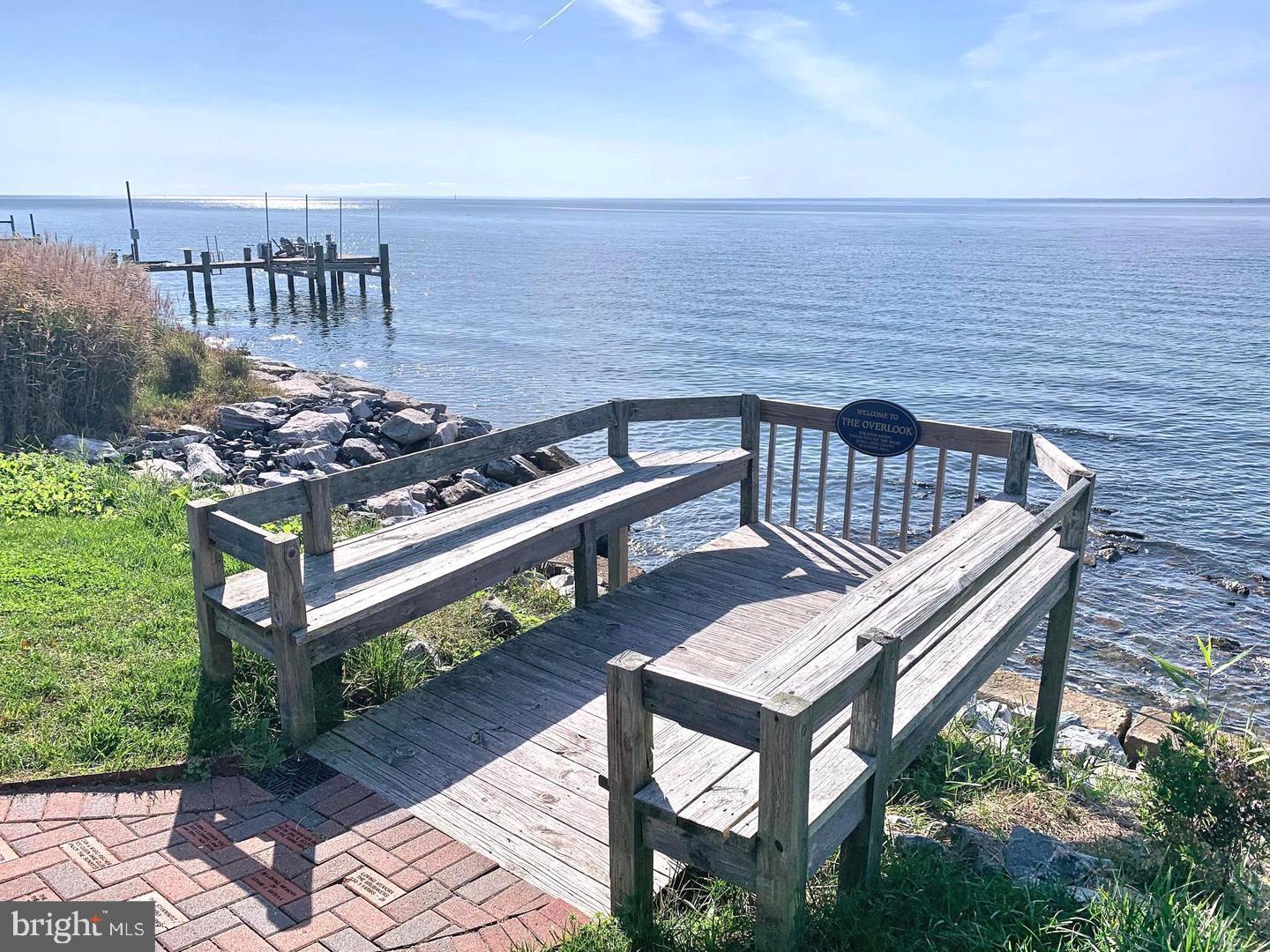 QUEEN ANNE COLONY - Residential Lease