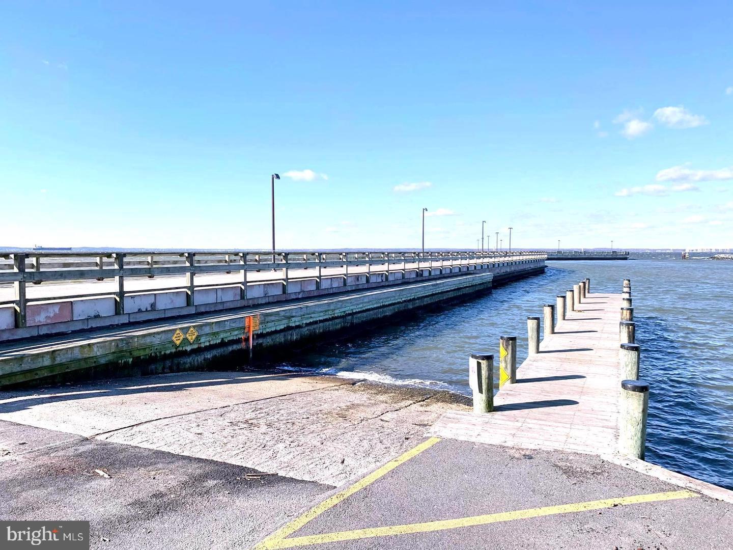 QUEEN ANNE COLONY - Residential Lease