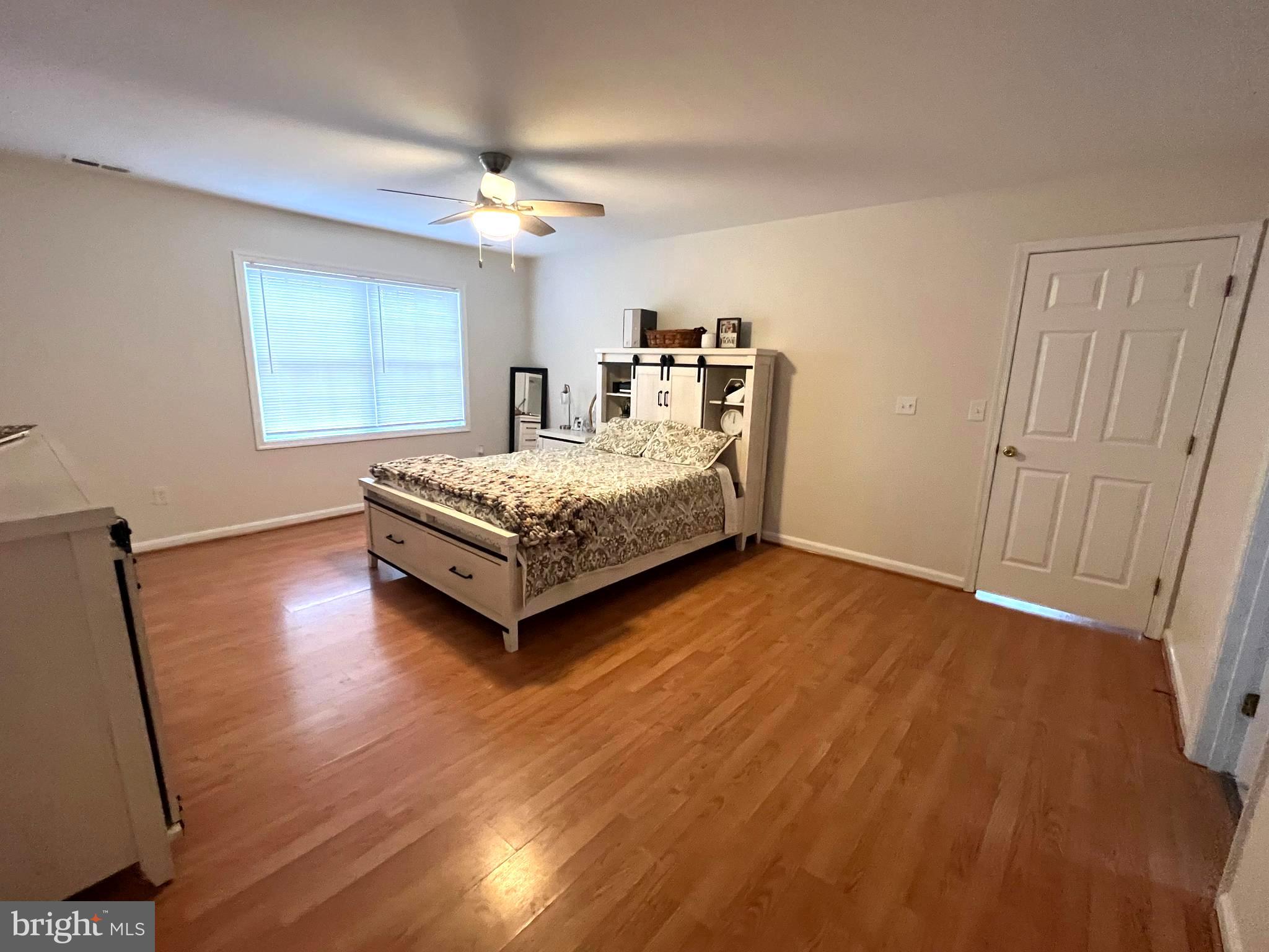 QUEEN ANNE COLONY - Residential Lease