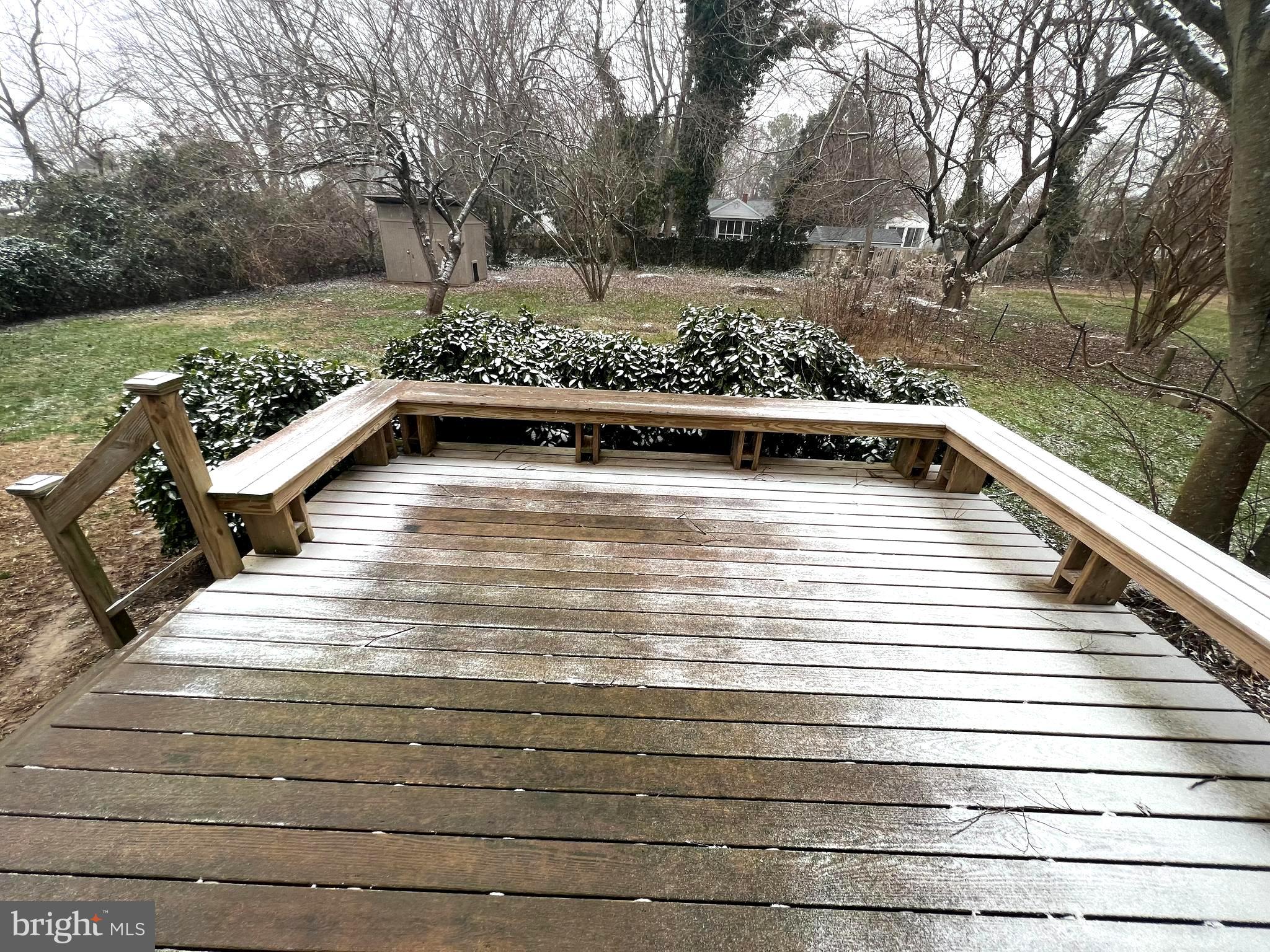 QUEEN ANNE COLONY - Residential Lease