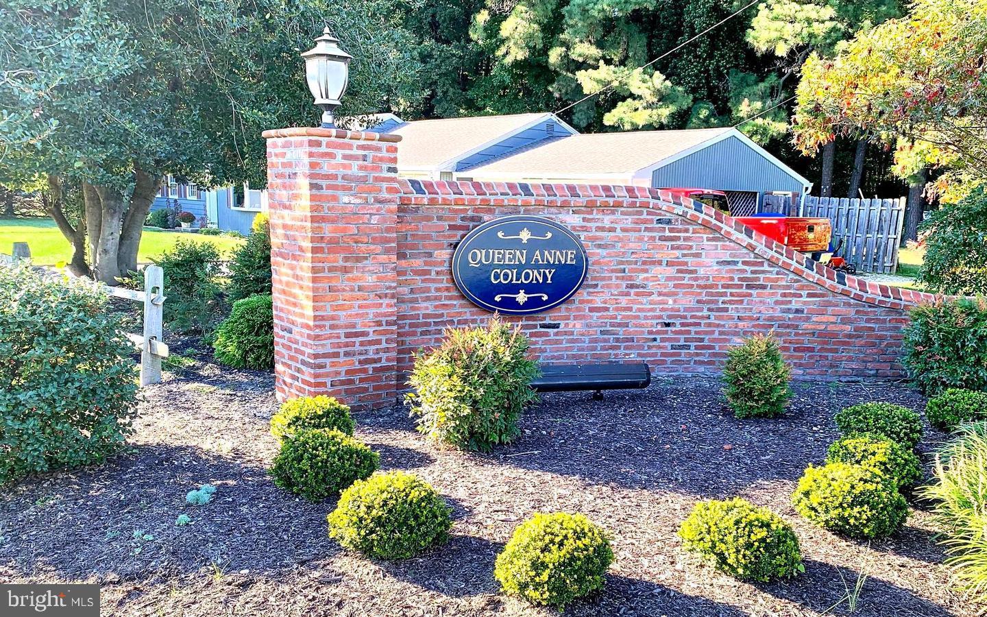 QUEEN ANNE COLONY - Residential Lease