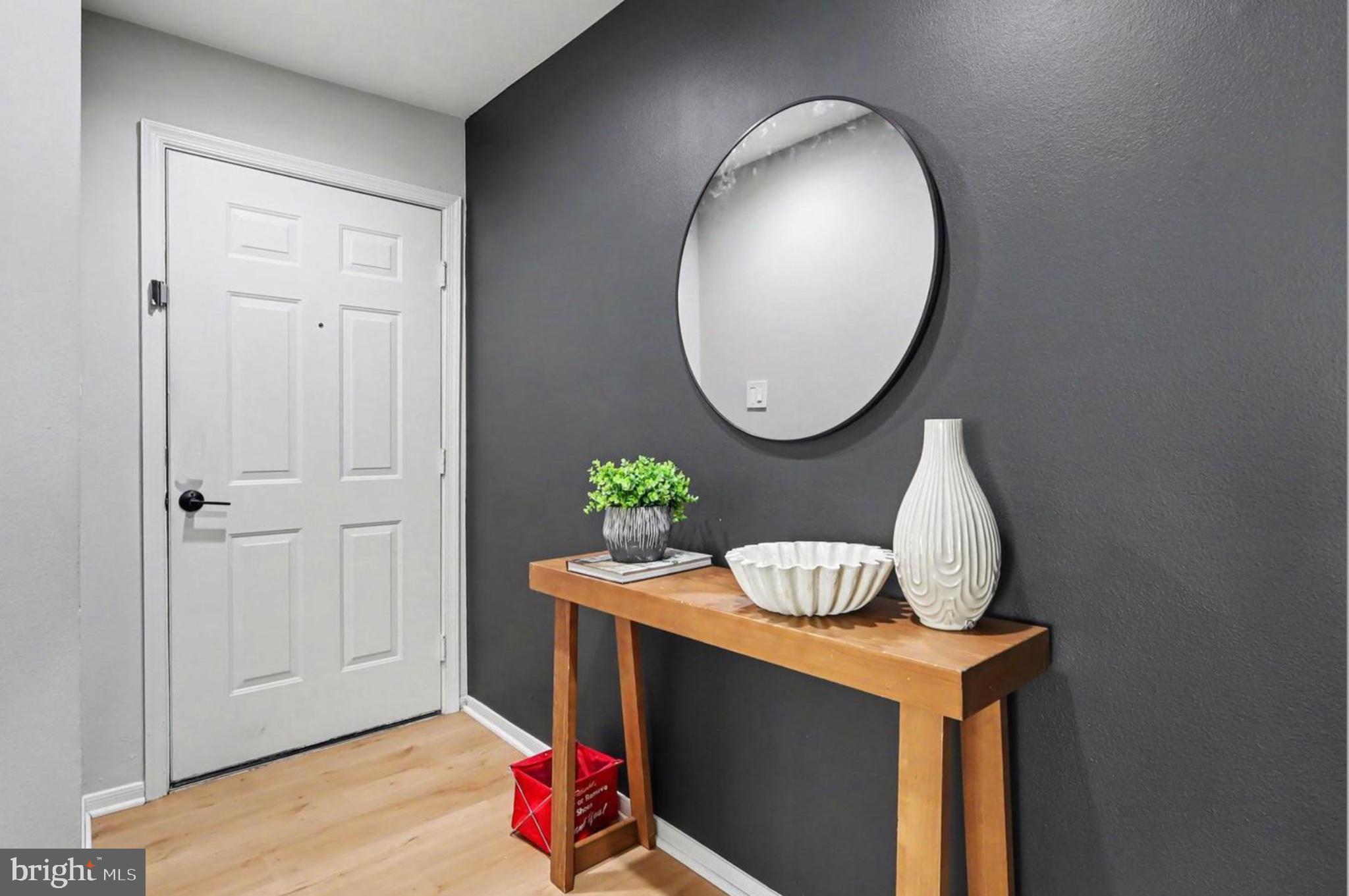 676 GATEWAY DRIVE SE 812