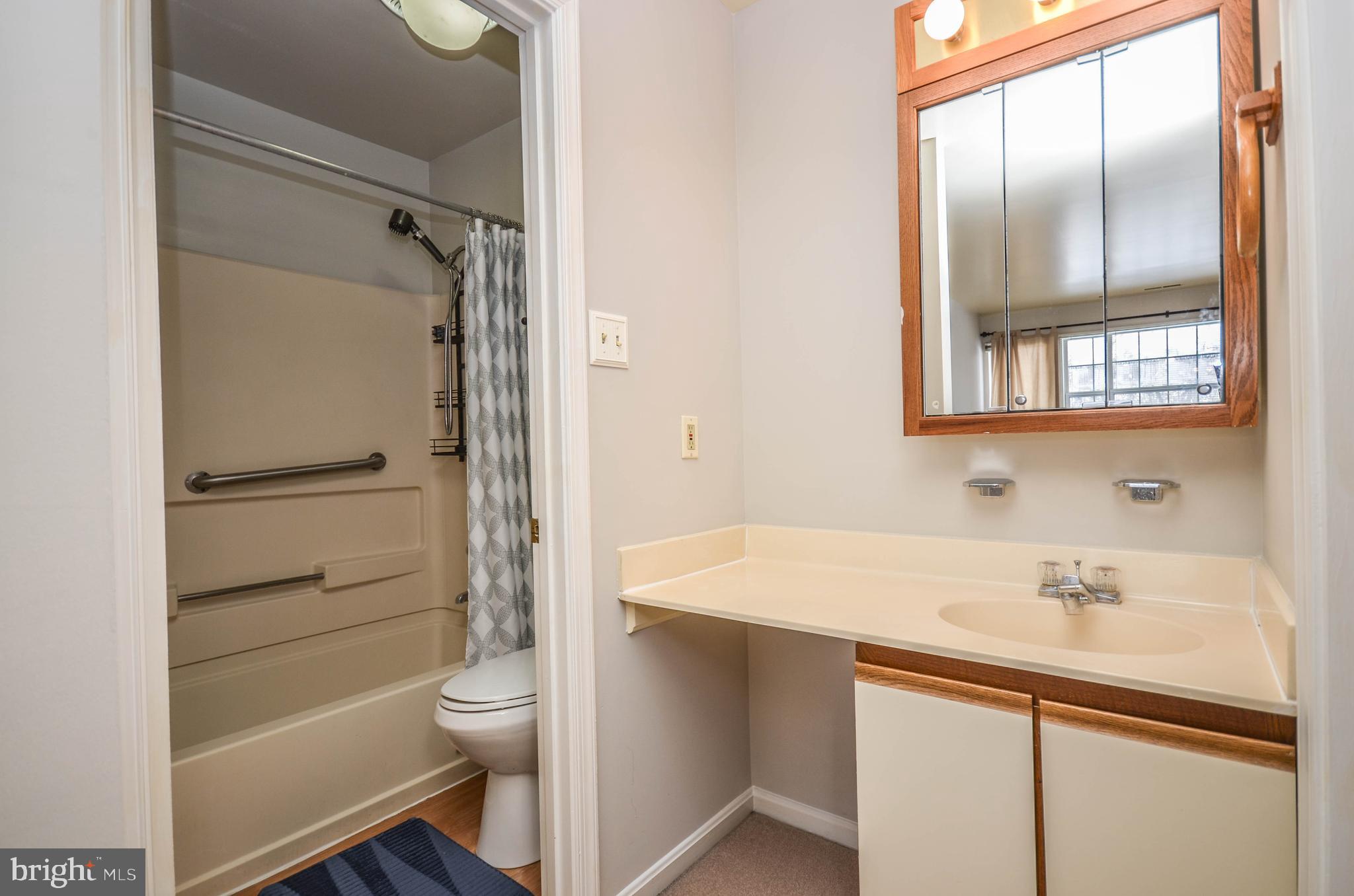 VILLAGE OF MONTGOMERY RUN - Residential