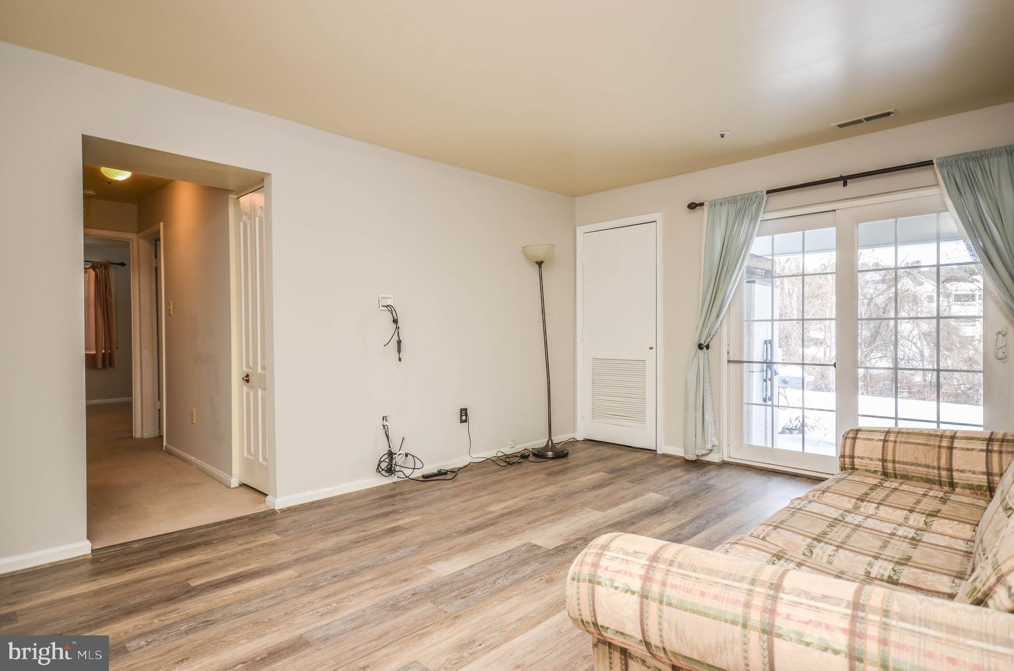 VILLAGE OF MONTGOMERY RUN - Residential