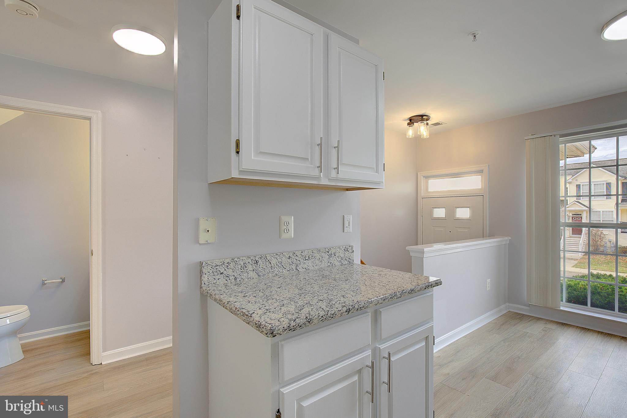 CEDAR GROVE AT CROFTON - Residential