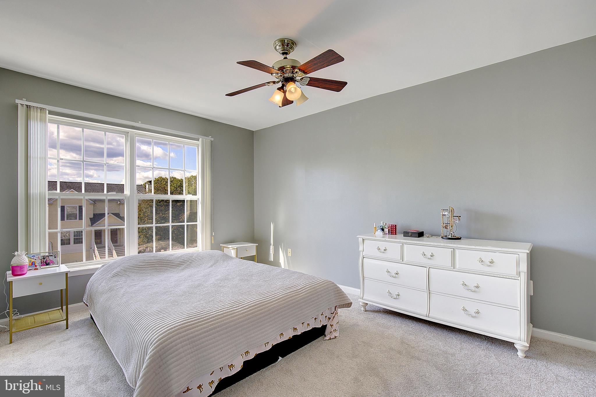 CEDAR GROVE AT CROFTON - Residential