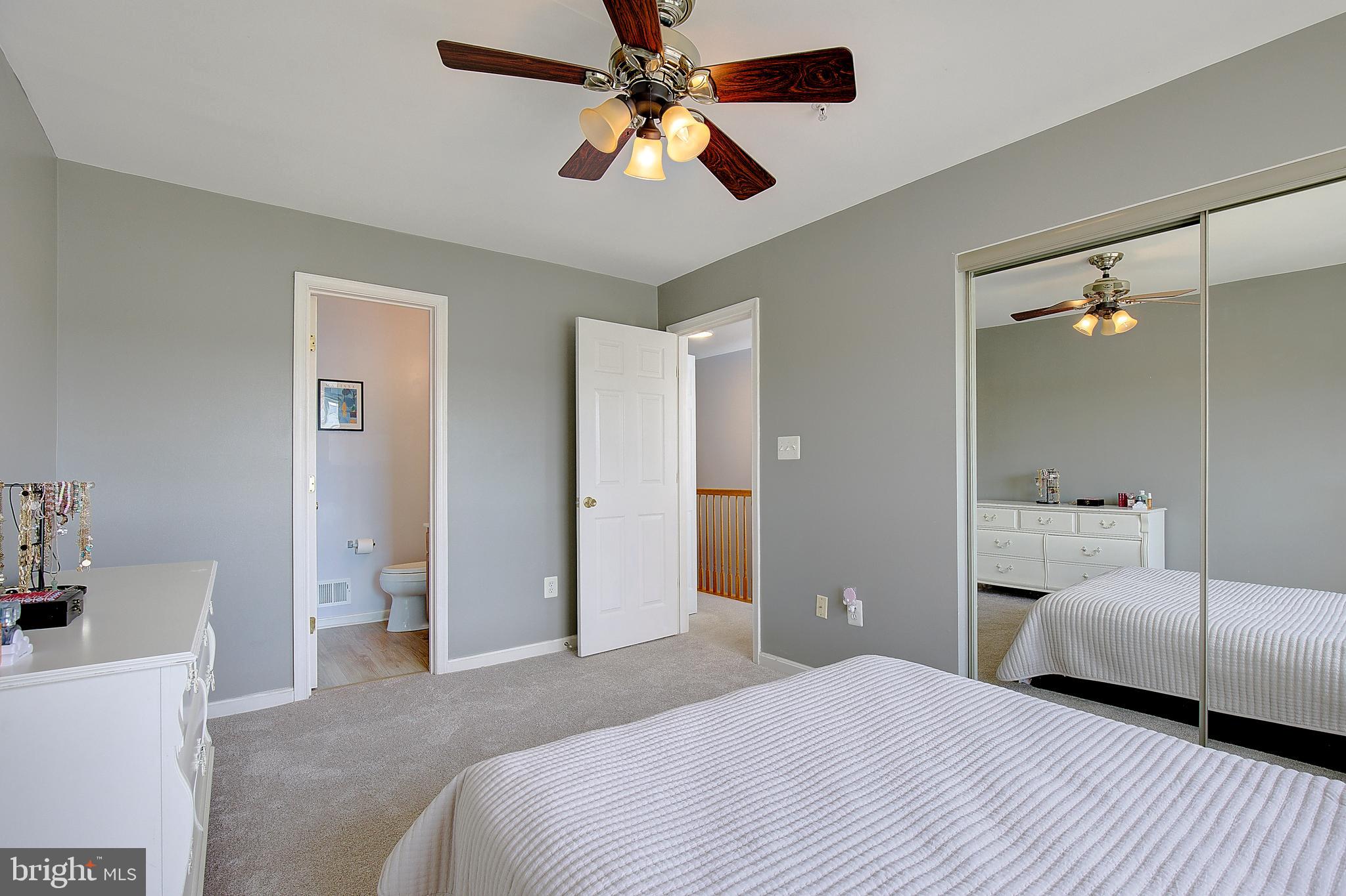 CEDAR GROVE AT CROFTON - Residential