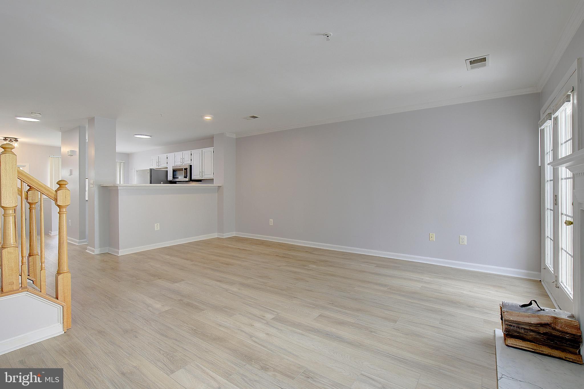 CEDAR GROVE AT CROFTON - Residential