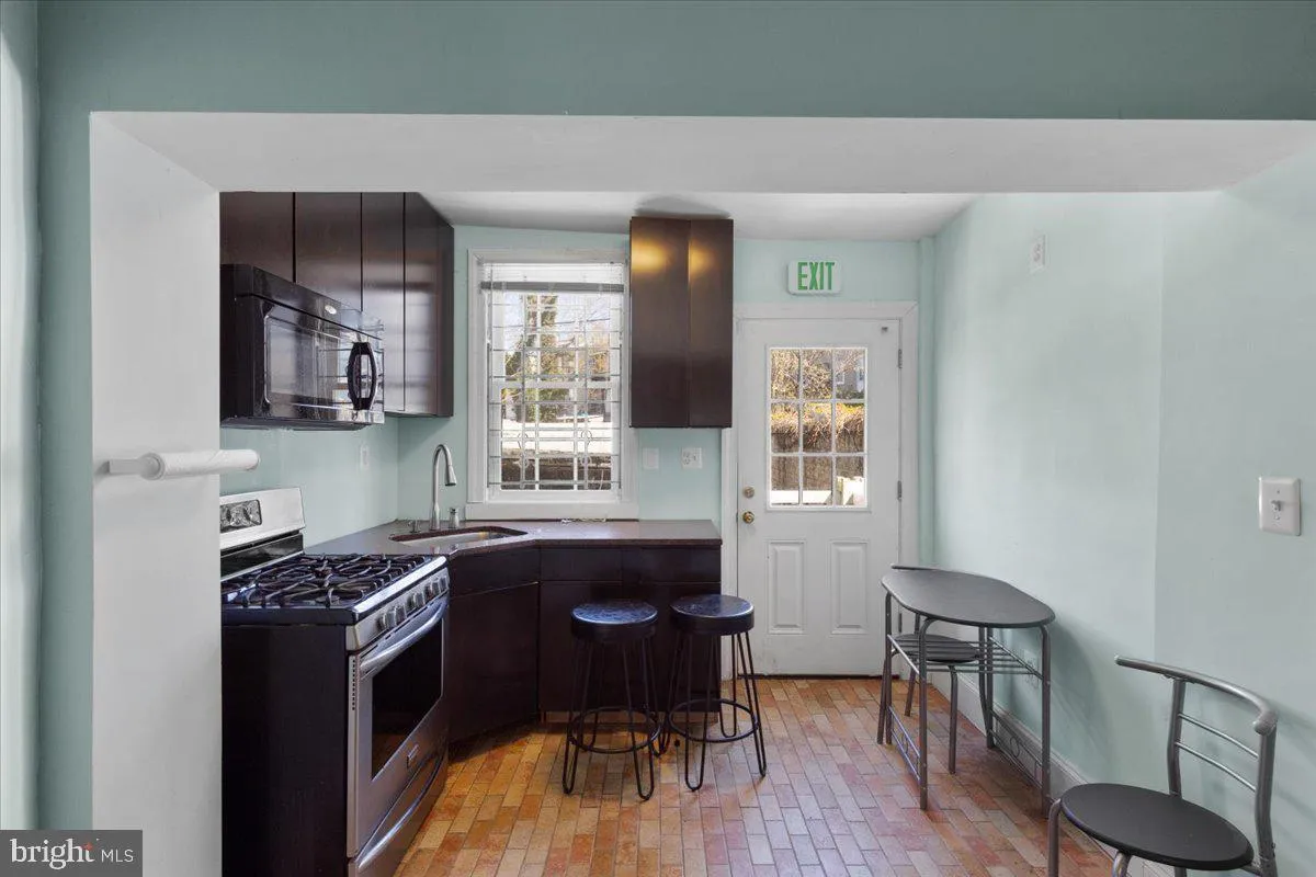 Baltimore, Maryland 21215, United States, 4 Bedrooms Bedrooms, ,Residential,Active,187056