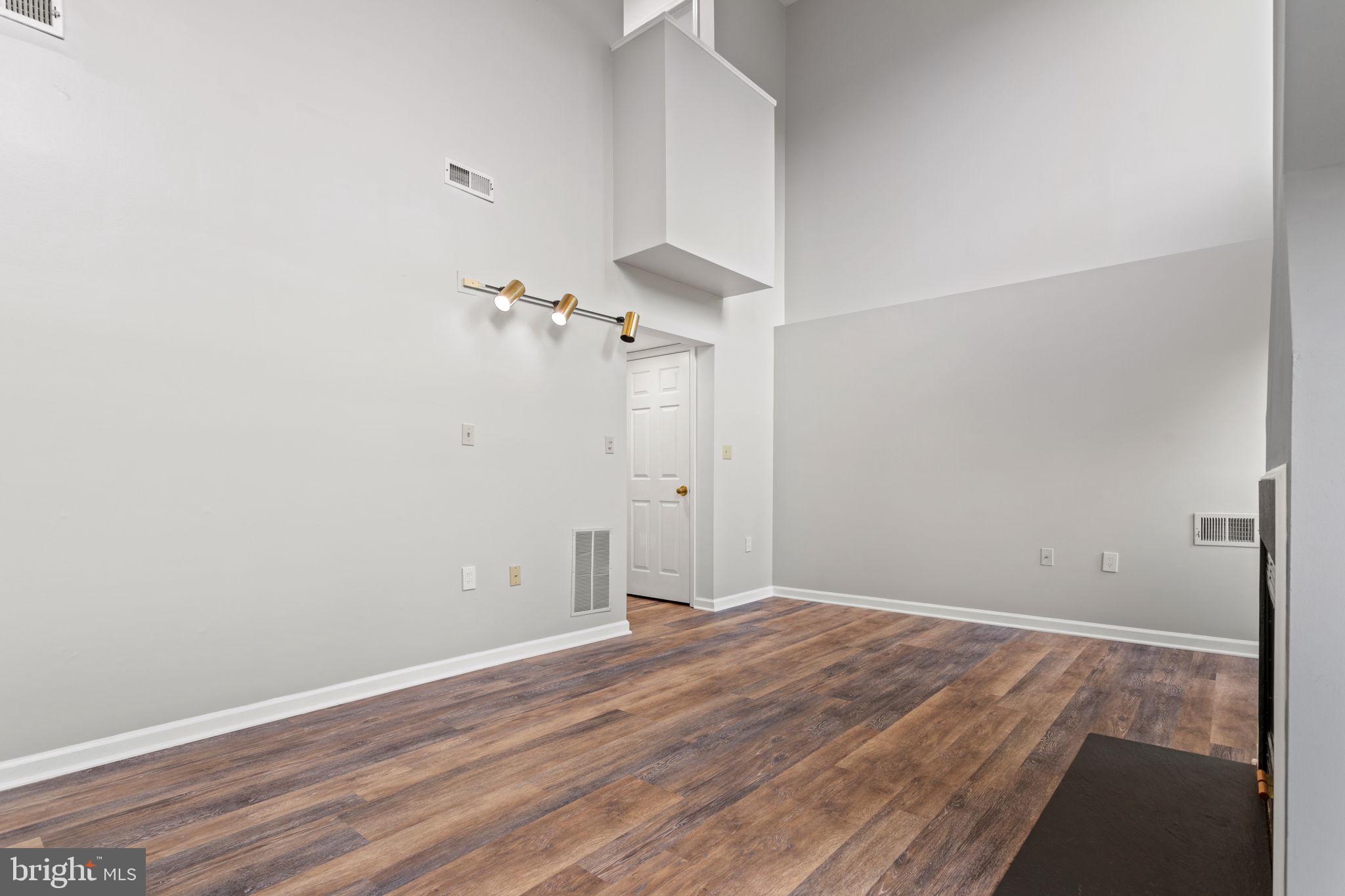 LAKE ANITA LOUISE - Residential Lease