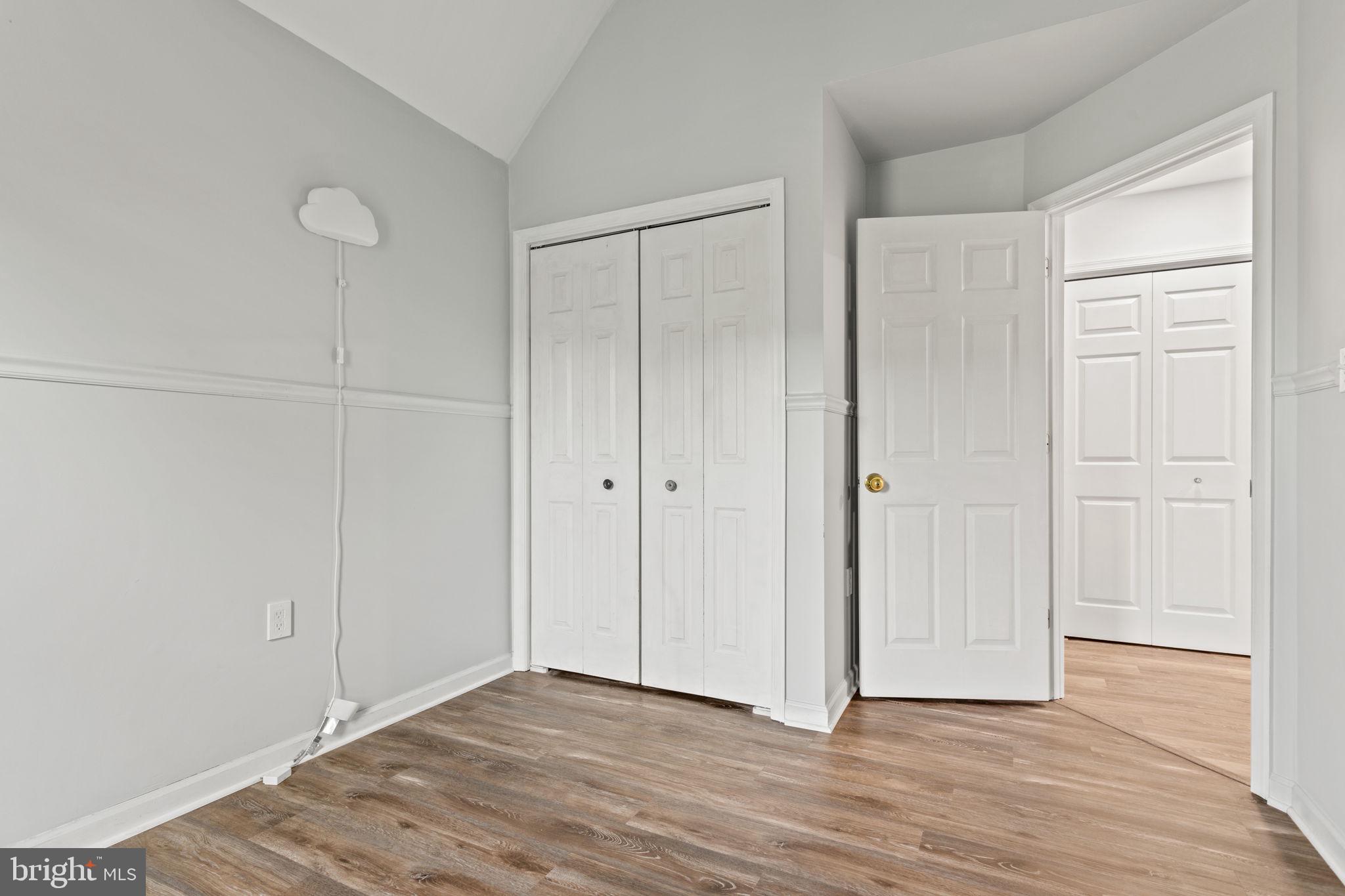 LAKE ANITA LOUISE - Residential Lease