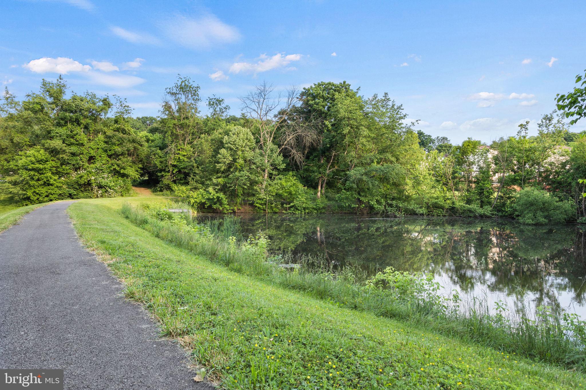 LAKE ANITA LOUISE - Residential Lease