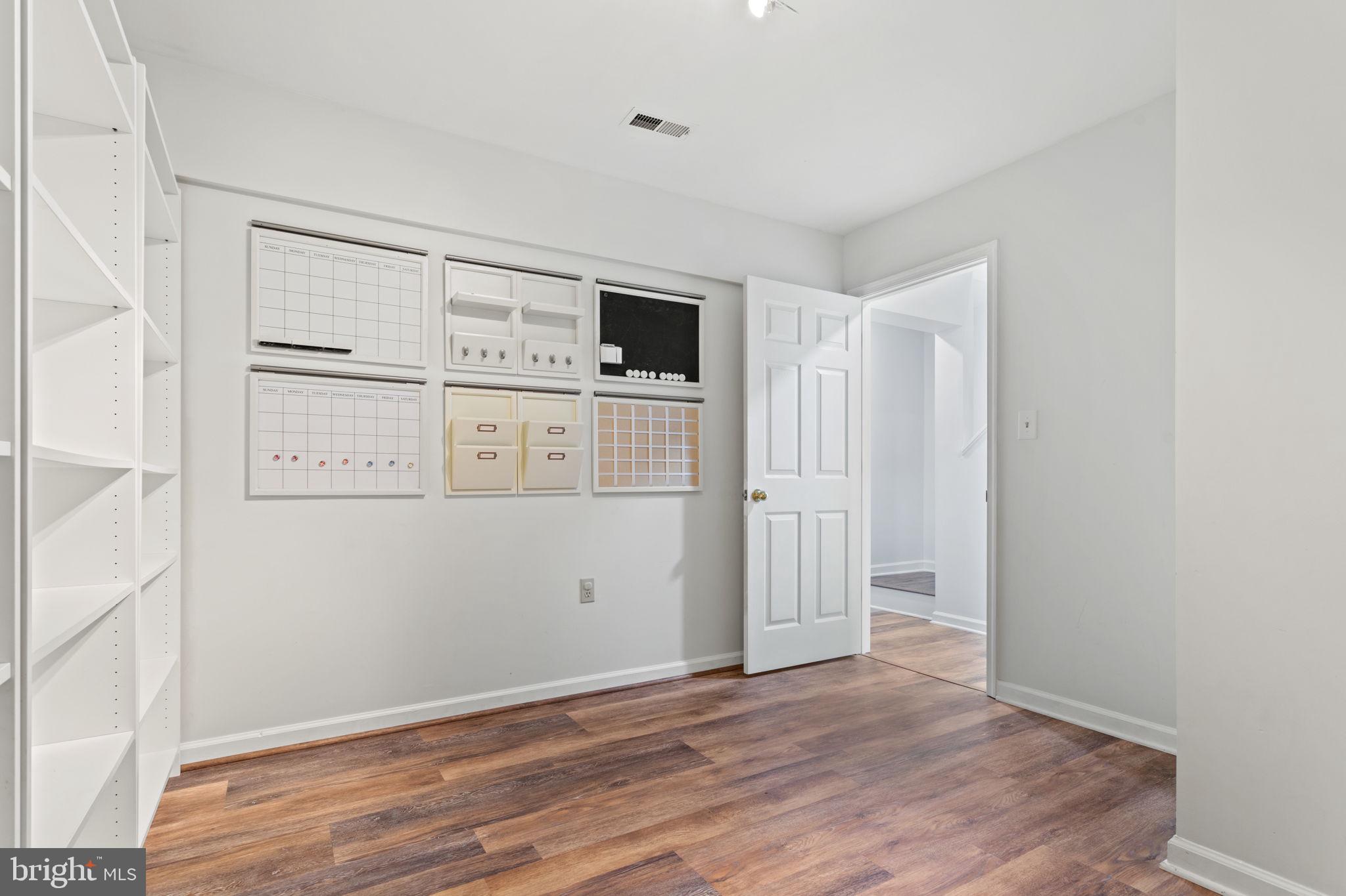 LAKE ANITA LOUISE - Residential Lease