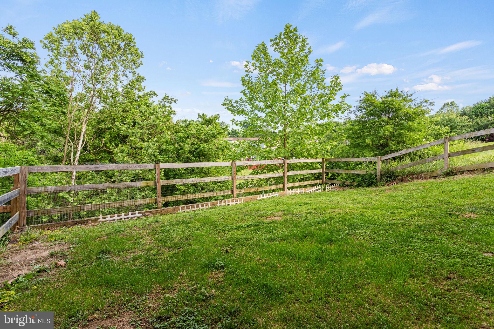 LAKE ANITA LOUISE - Residential Lease