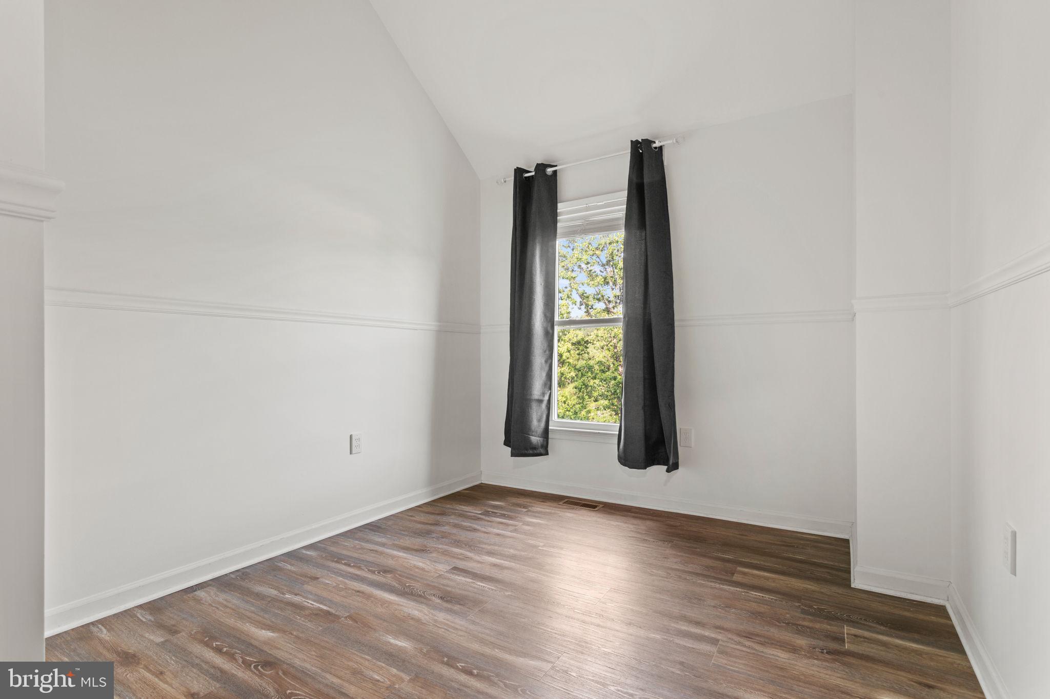 LAKE ANITA LOUISE - Residential Lease