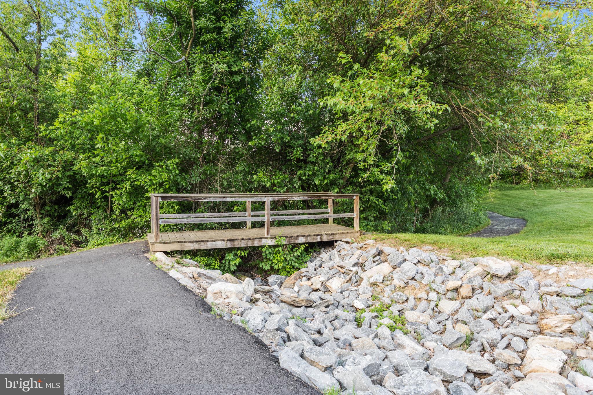 LAKE ANITA LOUISE - Residential Lease