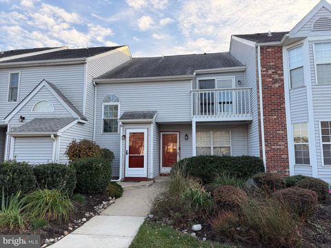 14 PINEWOOD DRIVE HAMILTON NJ 08690