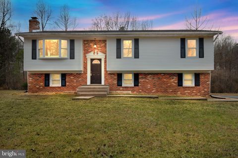 Property photo of 12765 sycamore lane, charlotte hall, MD 20622