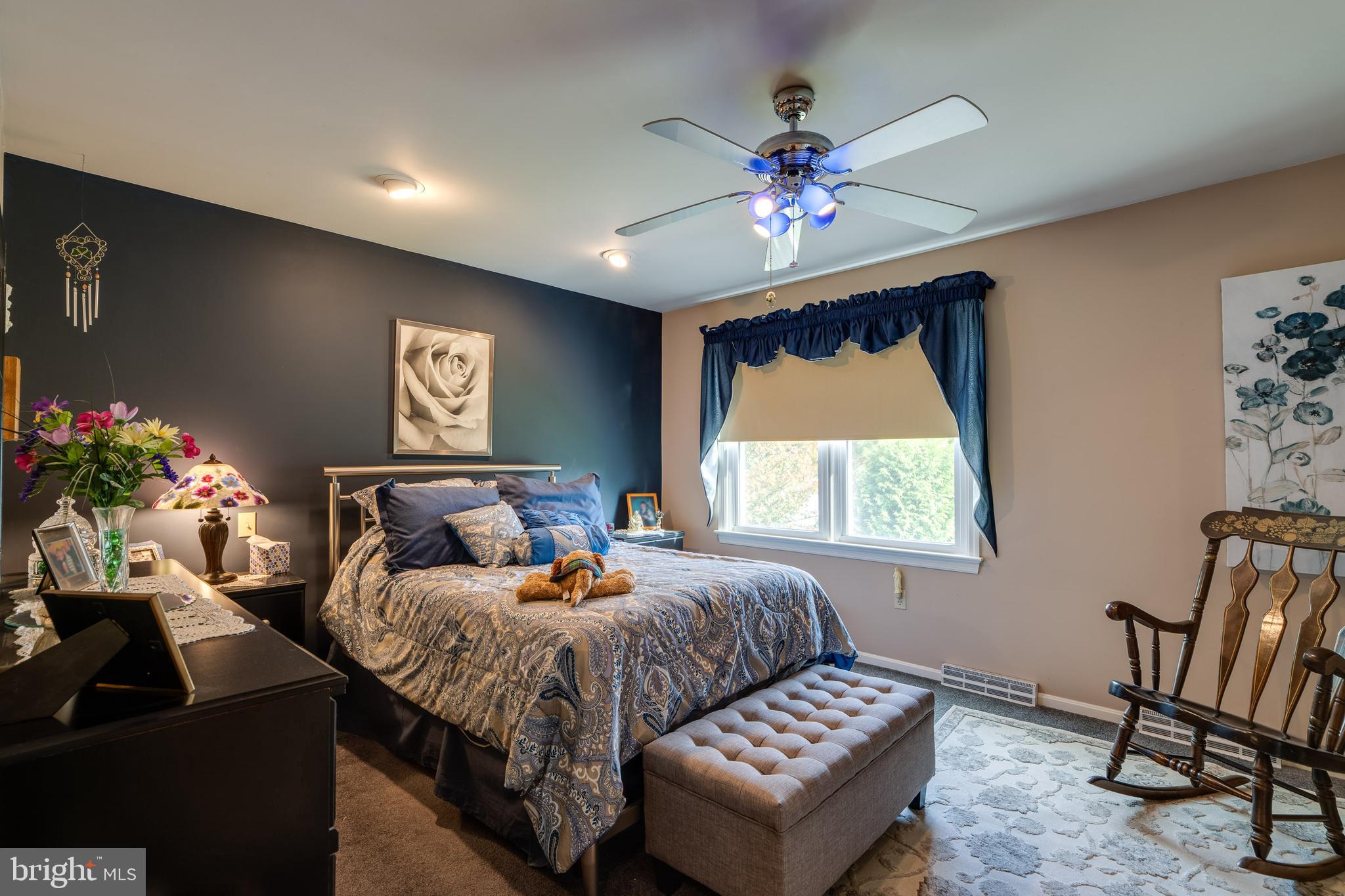 CAMBRIDGE VILLAGE - Residential