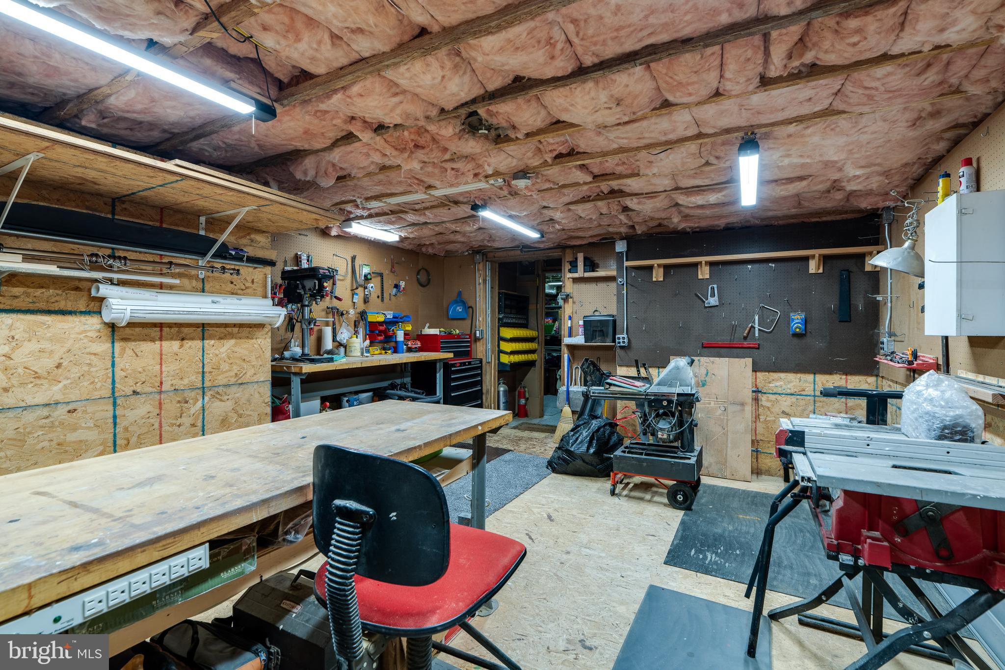 CAMBRIDGE VILLAGE - Residential